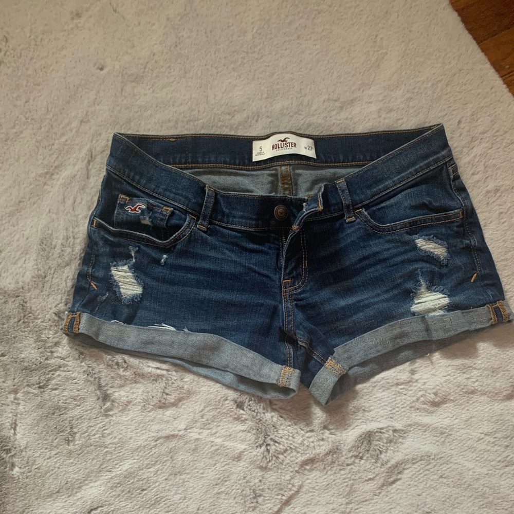🌻 Hollister cuffed jean shorts